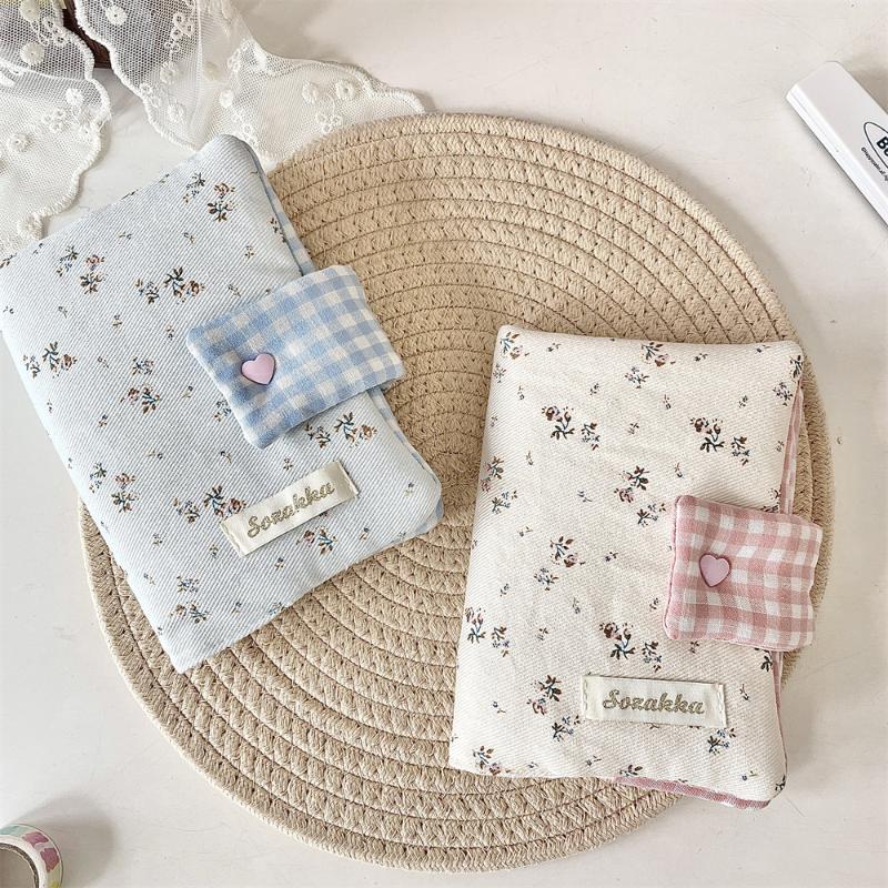 Сладкий формат А6 Ручной работы Цветочный принт Обложка для книги-жакета Портативный блокнот-ежедневник Защитный чехол Хранение книг Подвесное украшение