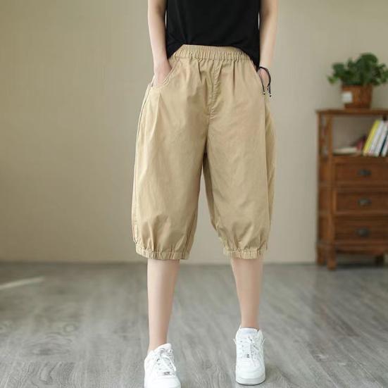 Women Shorts Mid-rise Elastic Waist Knee-Length Pants Solid Color Loose Fit Short Pants Streetwear