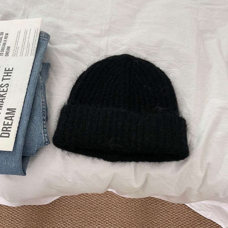 Soft waxy knitted hat versatile men's and women's solid color face small wool hat warm ear protection student hat