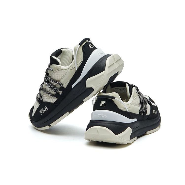 Fila Fusion Corsa Ткань Кожа нубук Коровья кожа Ретро Универсальные Повседневные Низкие Кроссовки Папы Женские кроссовки Бежевый Черный F12W134145FVB