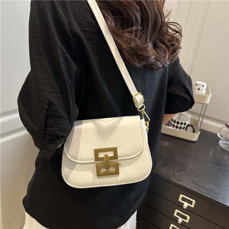 This Year's Popular Small Bag Women's 2025 New Trendy Spring and Summer Chain Shoulder Underarm Bag High-end Versatile Small Square Bag