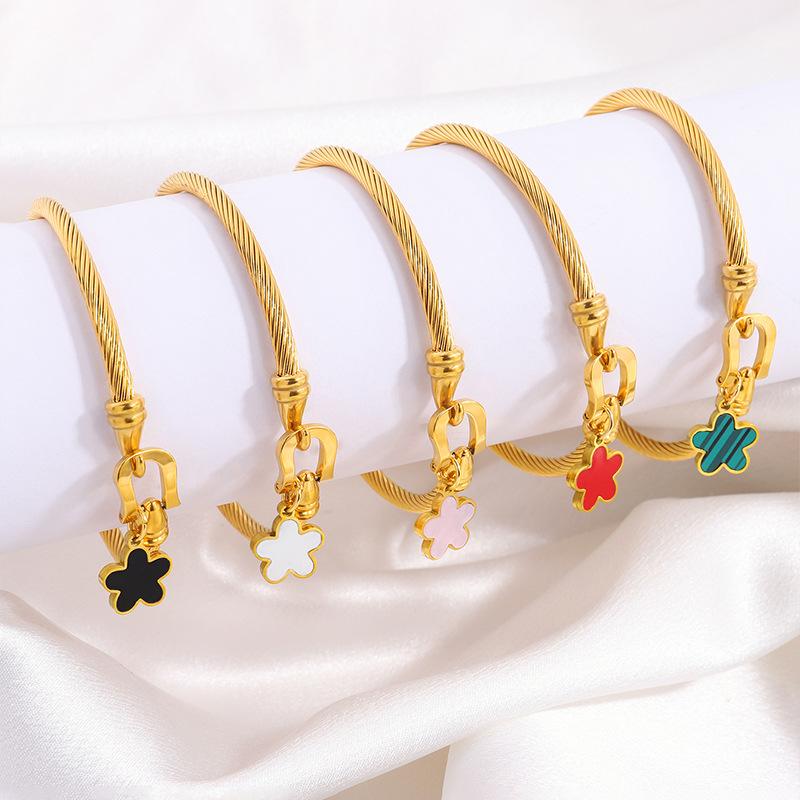 Steel Wire Light Luxury Five-flower Pendant Women's Fashion Niche High-end Bracelet
