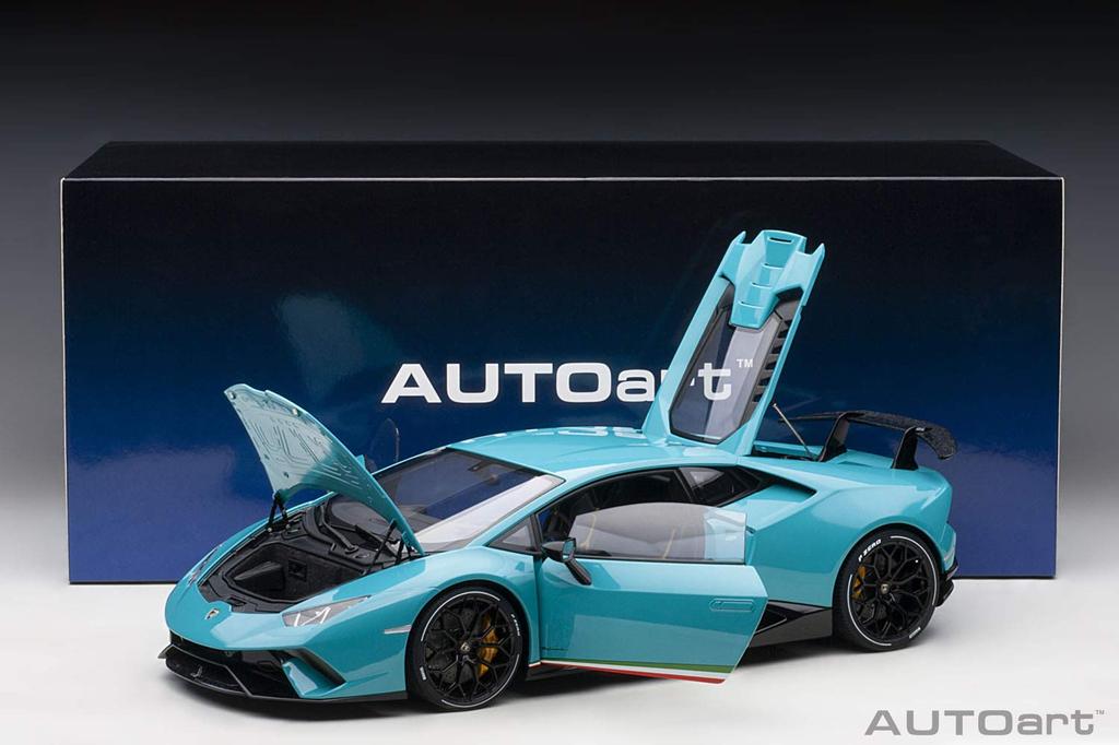 AUTOart Lamborghini Huracan Performante светло-голубой Готовый продукт 12077 1/12