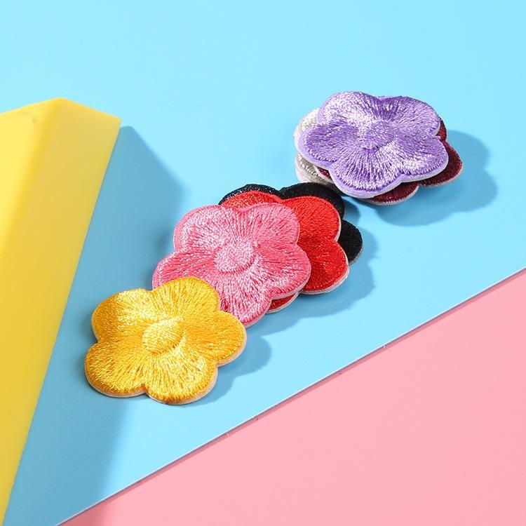 Наклейка на ткань «Три цветка любви» в китайском стиле, вышитая нашивка, наклейка на одежду, куртку, брюки, дырки, самоклеящаяся, без следов, субсидия на ремонт