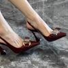 Сексуальный дизайн с металлической пряжкой пояс для commuting пустые сандалии шпилька высокие каблуки острый носок