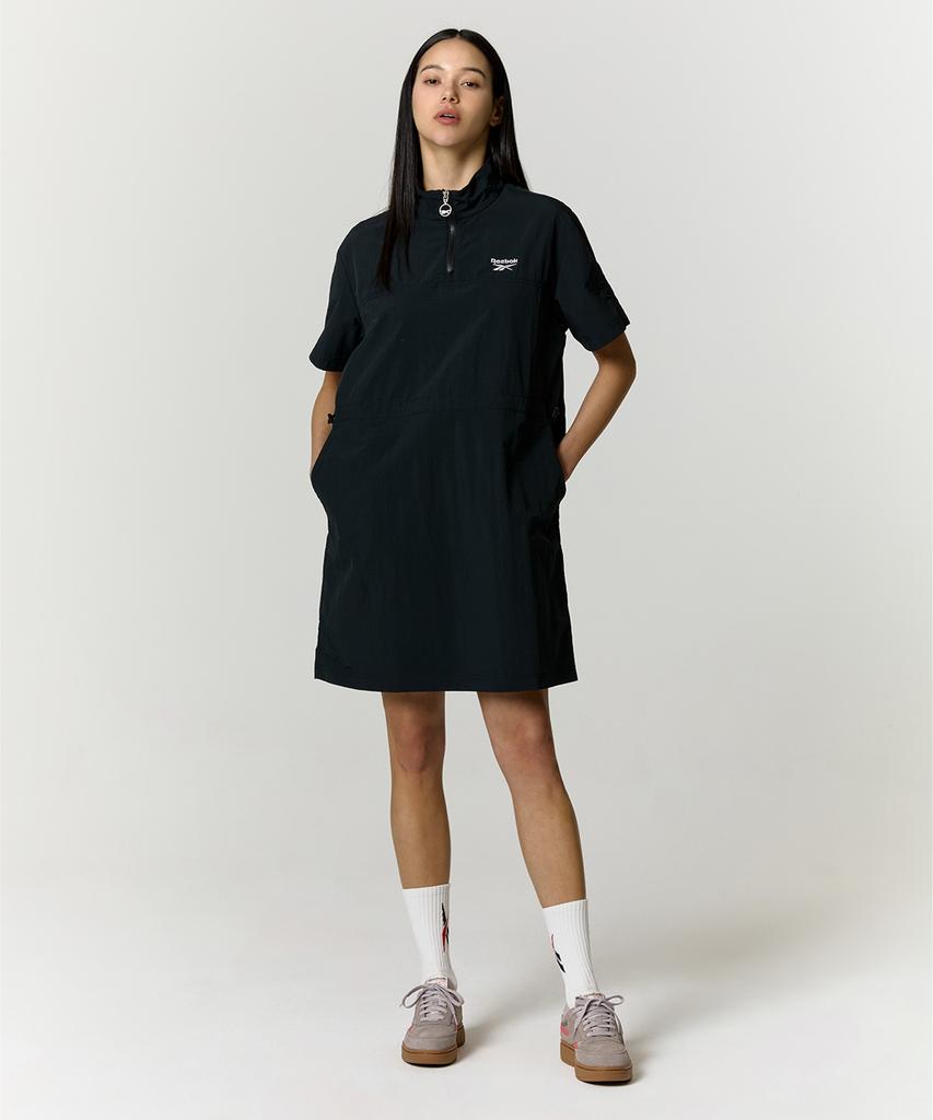 Reebok Платье-анорак с коротким рукавом (W) - черный