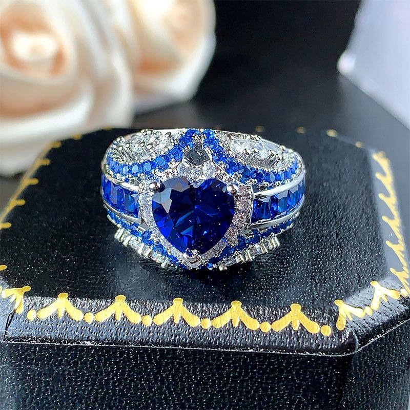 Ветер Ювелирные изделия Кольцо Ювелирные изделия Фиолетовый Свет Изменение Цвета Красный Корунд Сердце Бриллиант Высокая Мода Пригородная Женщина