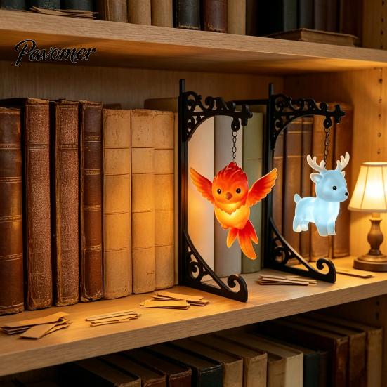 Волшебный Ночник в Спальню Лампа-Книжная Полка с Фигурками Совы, Феникса и Оленя, Винтажная Железная Подставка Декоративная для Освещения Книжного Шкафа, Теплый Библиотечный Свет