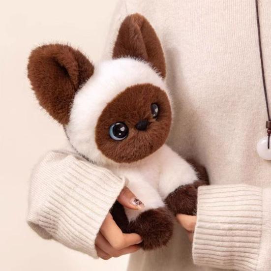 Yousheng Реалистичная кукла кошки Сиамская трехцветная кошка Плюшевая игрушка Мягкое чучело милый друг для стола и подарок для эмоциональной поддержки