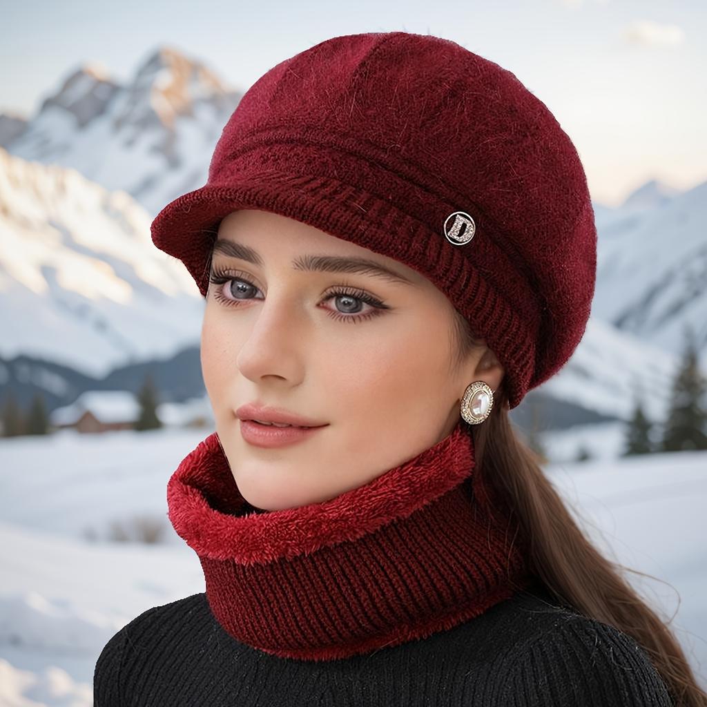 Women's Warm Knitted Winter Hat Warm Hat with Padded Fleece Lining and Ear Protection with Sun Visor Brim