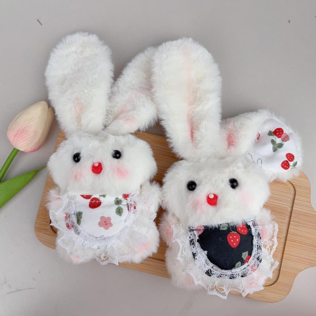 Плюшевая брелок-заяц с длинными ушами и пищалкой