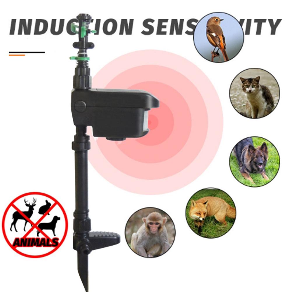 2 IN 1 Motion-activated Sprinkler Animal Repeller Sprinkler Scaring Away Wild Animals Solar Sprinkler Large Area Irrigation Tool
