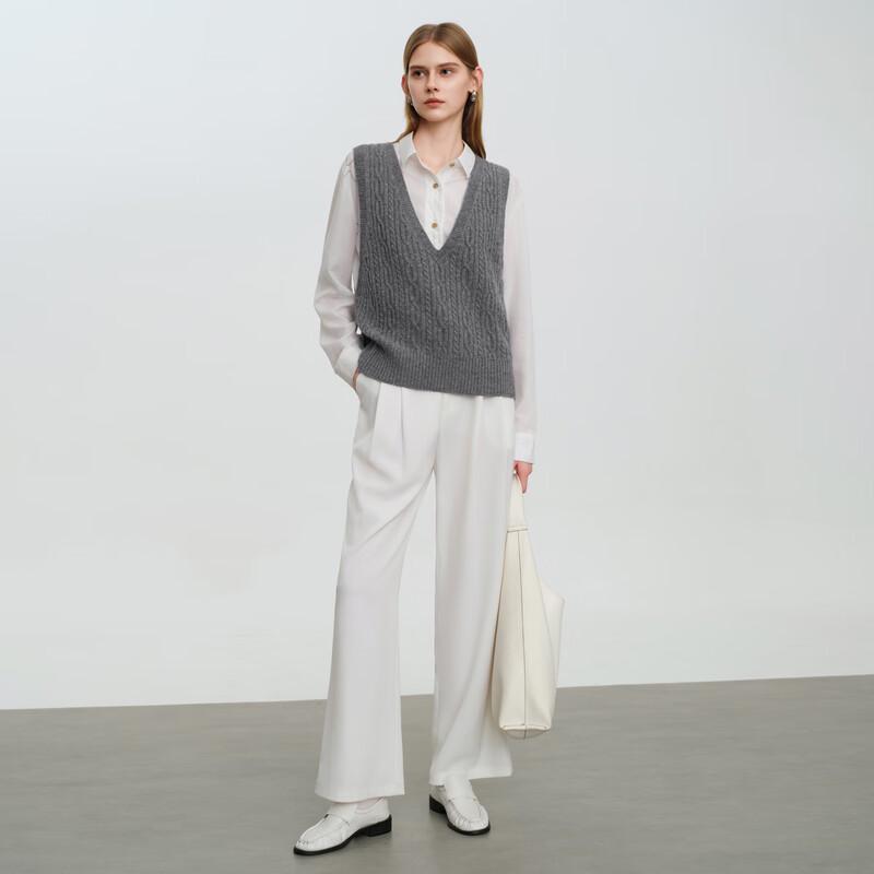 Elva' Island Women's V-Neck Knit Vest