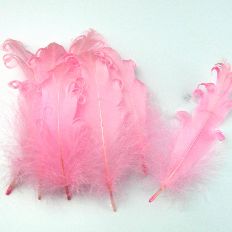 Аксессуары из белых больших вьющихся перьев своими руками для шляп, одежды и сумок