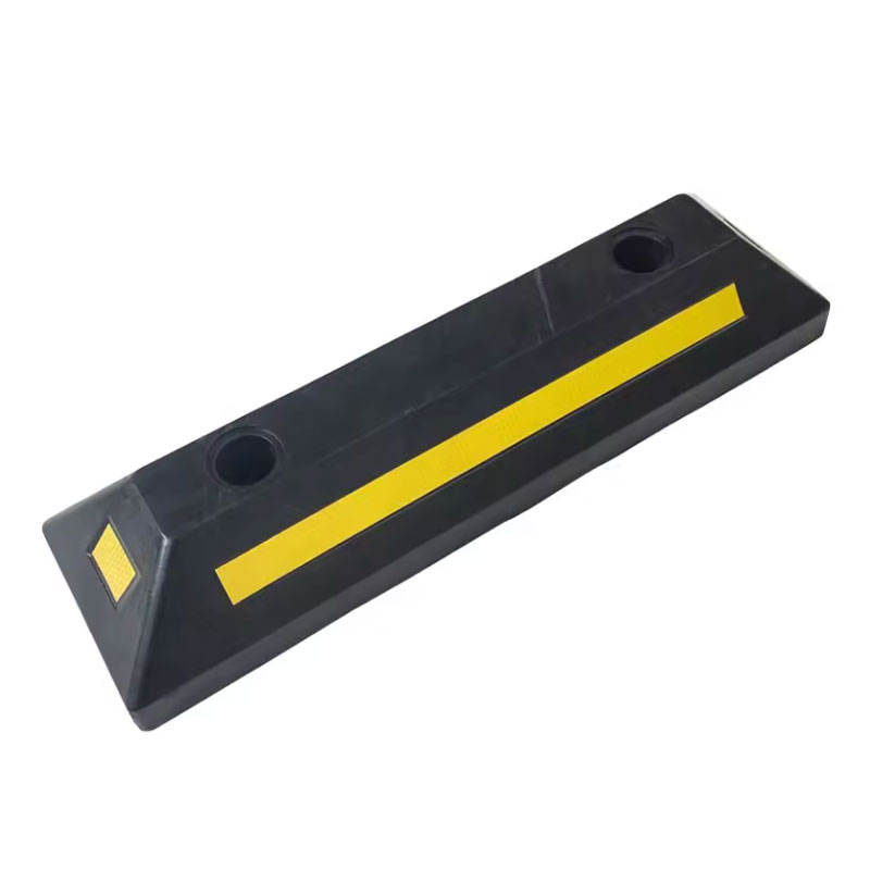 Anti Slip Garage Parking Wheel Stopper Rubber Car Tire Chock with High Visibility Yellow Stripes for All Cars Trucks 1/2Pcs
