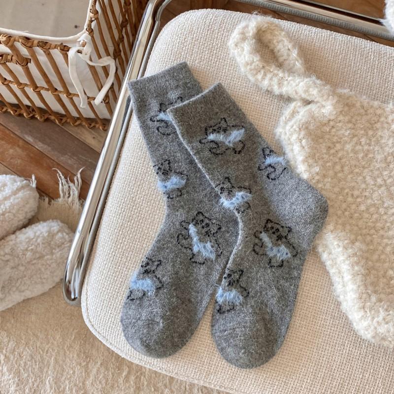 Fish-carrying Kitten Socks for Women In Autumn and Winter, Woolen Wool Socks with Thickened Animal Cover, Warm and Cute Women's Socks