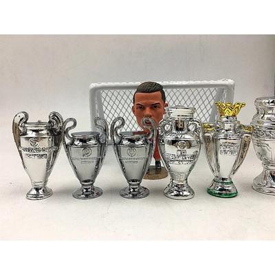 Брелок Модель Кубка Золотой Мяч Золотая Перчатка Футбол Кубок Подвеска Сплав Высокополированная и Гальванизированная Отделка