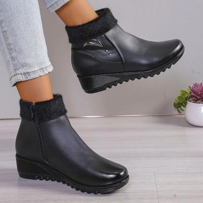 Женская обувь 2024 года, высококачественные женские ботинки с боковой молнией, модные металлические украшения, современные ботинки, женские новые ботильоны больших размеров