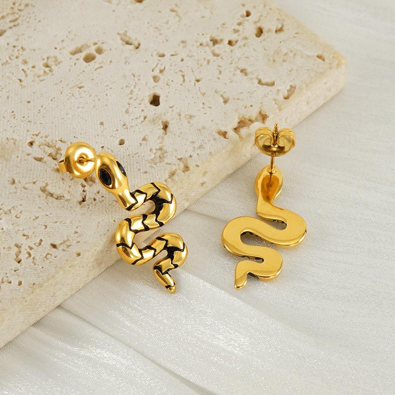 Snake Dance Chinese New Year Green-eyed Spirit Snake Stud Earrings Women's Fashion Personality Wind Niche Natal Year Zodiac Snake Earrings