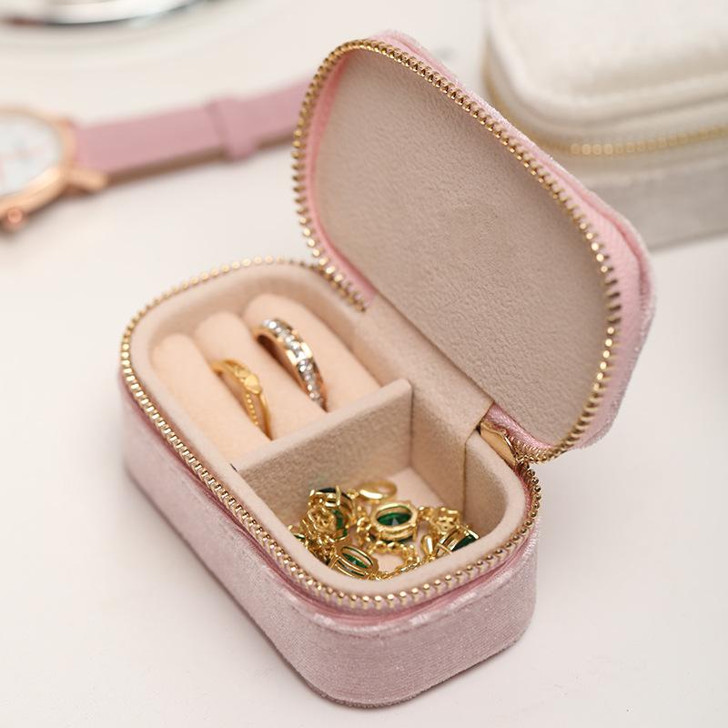 Mini High-end Ring Box Exquisite Velvet Necklace Jewelry Organizer Portable Travel Earring Storage Box