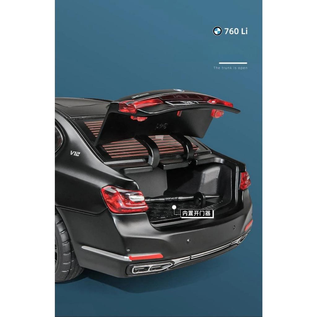 1/24 BMW THE 7 760Li Миниатюрная литая игрушечная машинка Модель 1:24 открывающиеся двери со звуком и светом, коллекция подарков для детей
