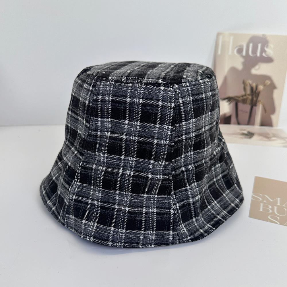 Plaid double-sided suede bucket hat women's autumn and winter new basin hat versatile face small plain bucket hat