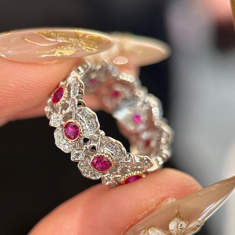Light Luxury Inlaid Diamonds Vintage Hollow Out Lace Ruby Rings for Women Gorgeous Style Showy Wedding Ring Jewelry