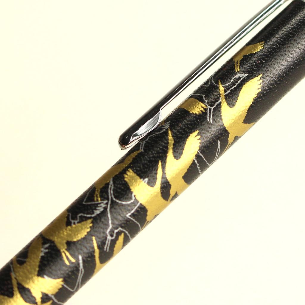 Шариковая ручка Hashimoto Urushi Art, Натуральная кожа, Хондзин Черный, Коробка из дерева павловнии тысячелетней давности, Ручка, Обертка, Дизайн маки-э, Кожа, Журавли,