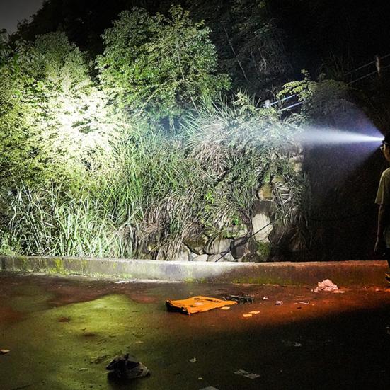 Светодиодный налобный фонарь с регулируемым датчиком движения на 90 градусов, перезаряжаемый водонепроницаемый уличный налобный фонарь для кемпинга, аварийное освещение