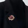 Изысканный букет красных и фиолетовых цветов для женщин высокого класса, брошь «Легкая роскошь и элегантность»