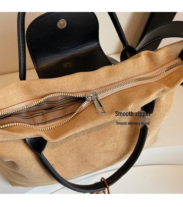 2024 Новая замшевая сумка через плечо в стиле ретро: Женская сумка-тоут/через плечо большой вместимости для осени и зимы