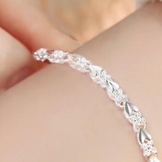 Женский браслет Lucky Clover Heart Shape Регулируемая длина браслета Гладкая поверхность Юбилей День рождения Рождественский браслет