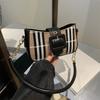 2025 Summer New Retro Plaid Temperament Shoulder Bag Women's Popular Niche Korean Version Underarm Small Square Bag This Year