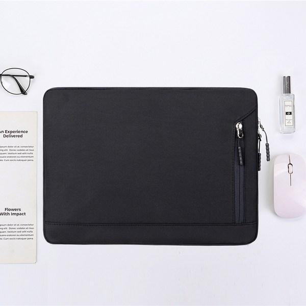 Cosmonook Laptop Pouch, Black