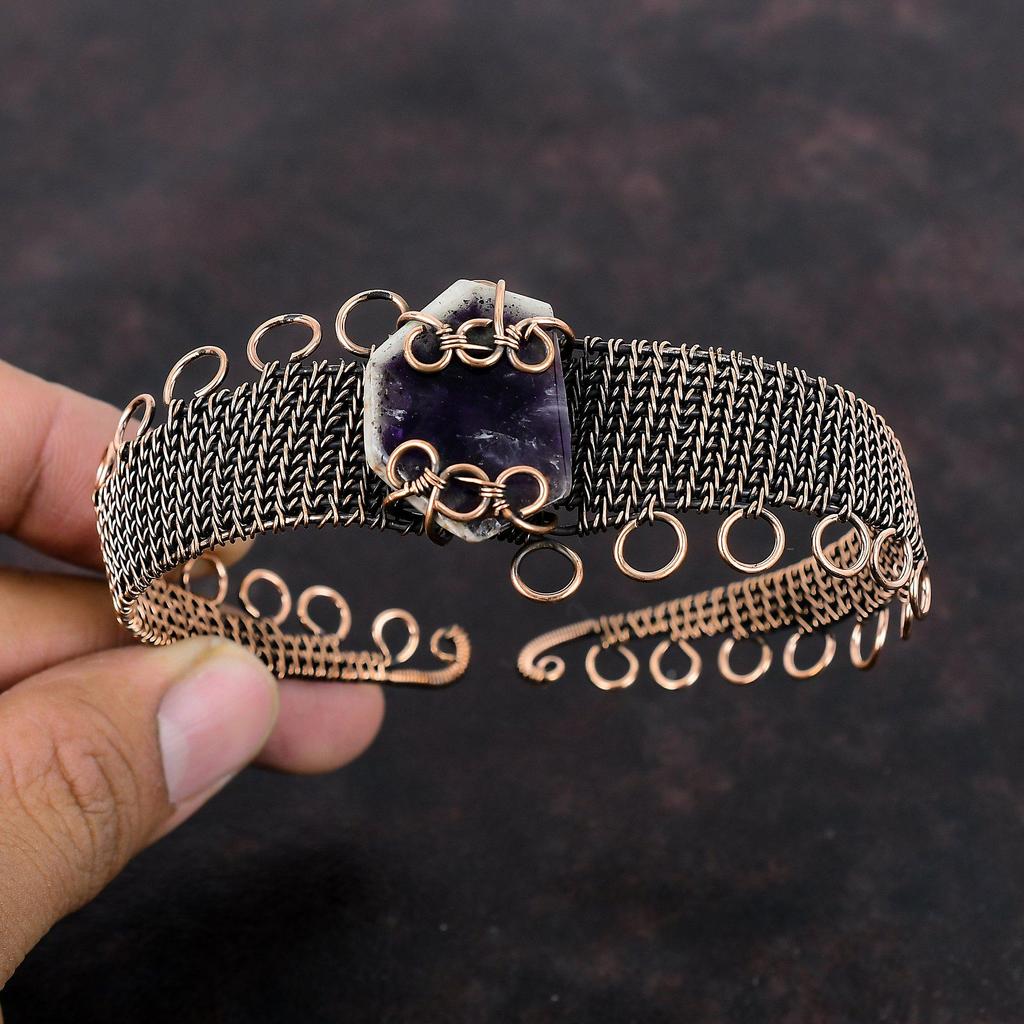Супер 23 Аметист Браслет-манжета Медная проволока Обернутый браслет Регулируемый браслет-манжета Браслет ручной работы с драгоценными камнями Медные украшения Подарок на годовщину