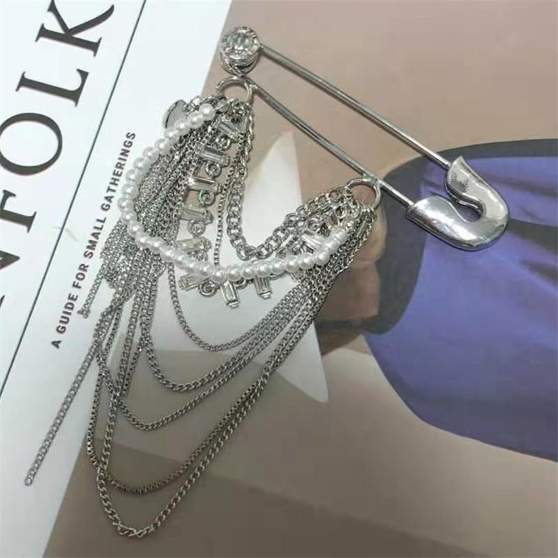 Individualized Exquisite Chain Light Luxury Temperament Pin Fashion Men and Women's Suit Coat Vintage Accessories Brooch