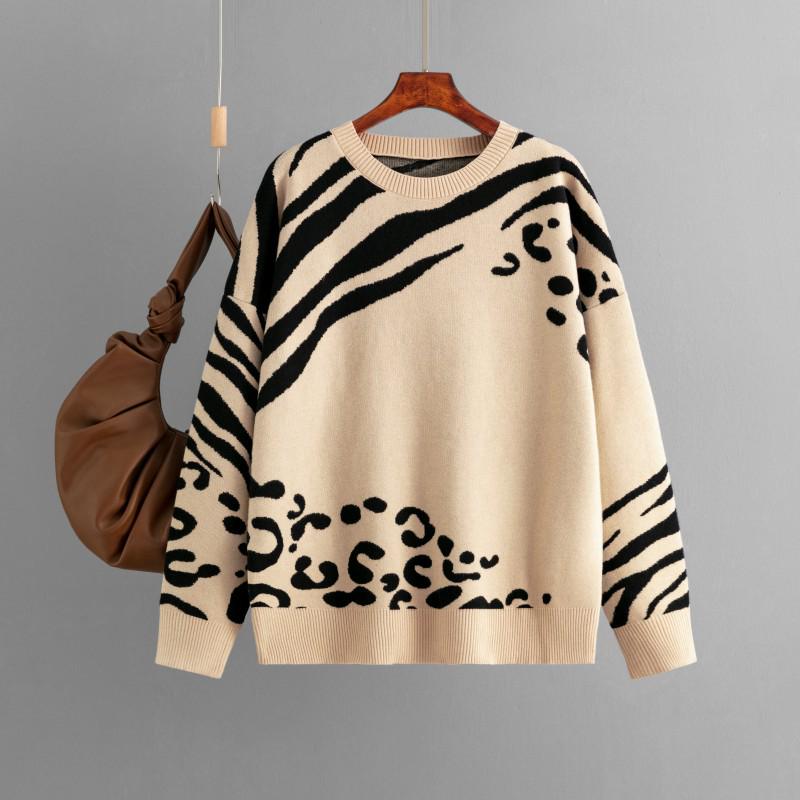 2023 European & American Leopard Print Long-Sleeve Knit Sweater for Women - Autumn/Winter Fashion