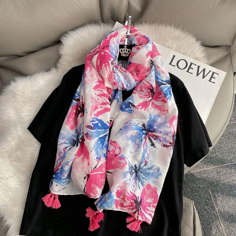 Fashion Brand Lovely Floral Tassel Viscose Shawl Scarf Ladies Soft Pashmina Hijabs and Wraps Foulard Muslim Sjaal 180*90Cm
