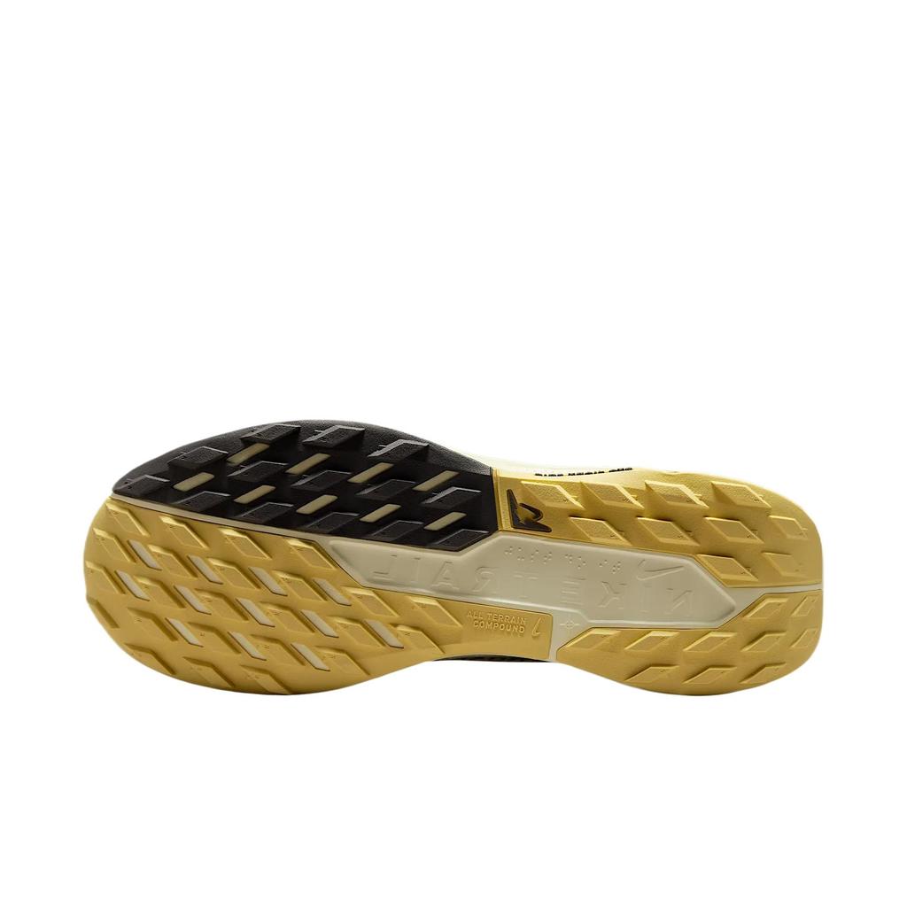 Nike Pegasus Trail 5 GORE-TEX Alabaster Saturn Gold Men Sneakers Yellow Lightning Medium-Ash FQ0908-700