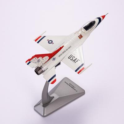 Металлическая модель самолета F16 в масштабе 1/100 (включая базу) Масштабная модель Размещение дома, коллекционирование и украшение Креативный подарок