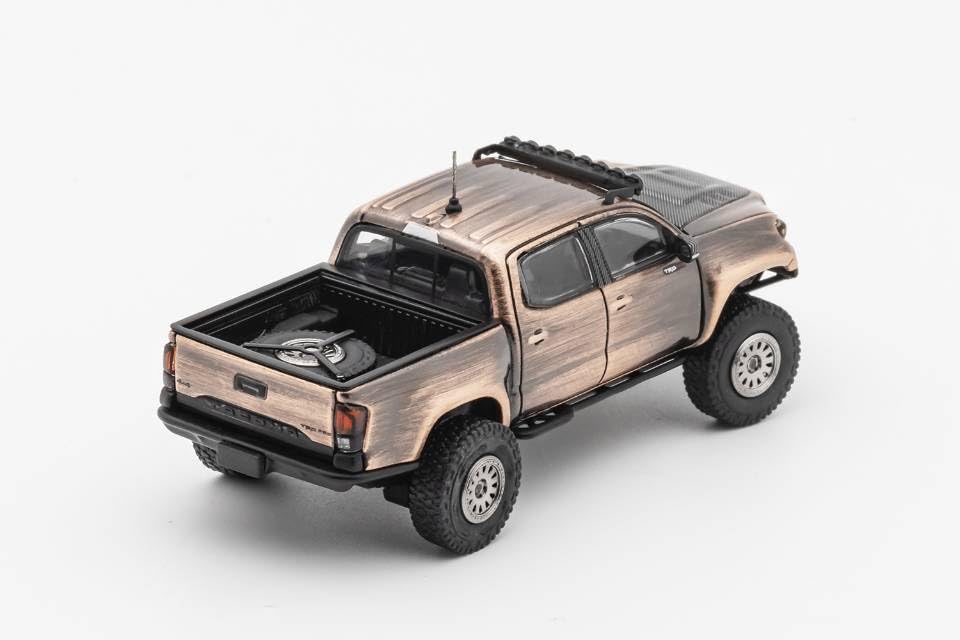 Gaincorp Products 1/64 Toyota Tacoma TRD Pro - Широкий кузов (LHD) Модель с отделкой под матовую бронзу