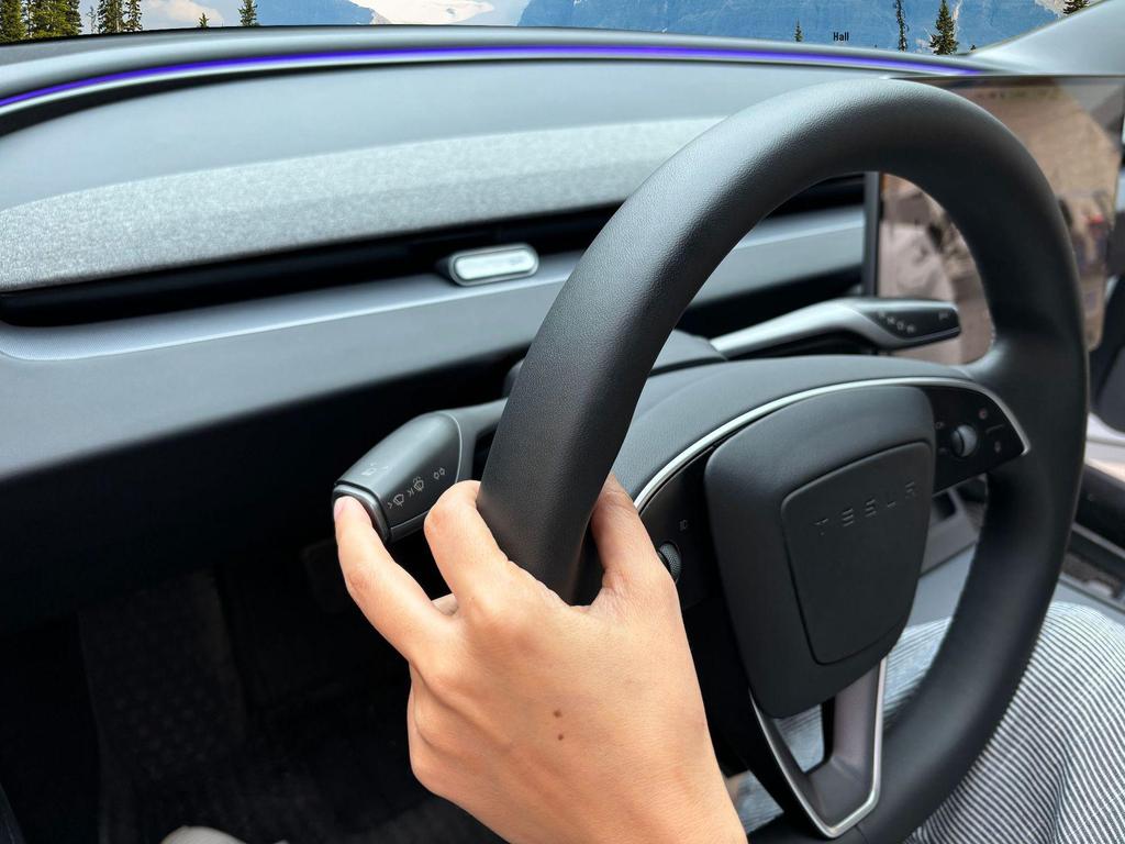 Управление рулевым колесом и переключением передач Tesla Model 3 для центральной консоли – Обратитесь в службу поддержки для рулевого колеса Model X
