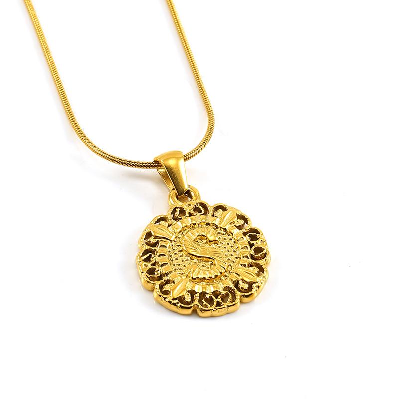 New fashion titanium steel letter pendant, clavicle chain, round embossed design necklace, personalized versatile men and women
