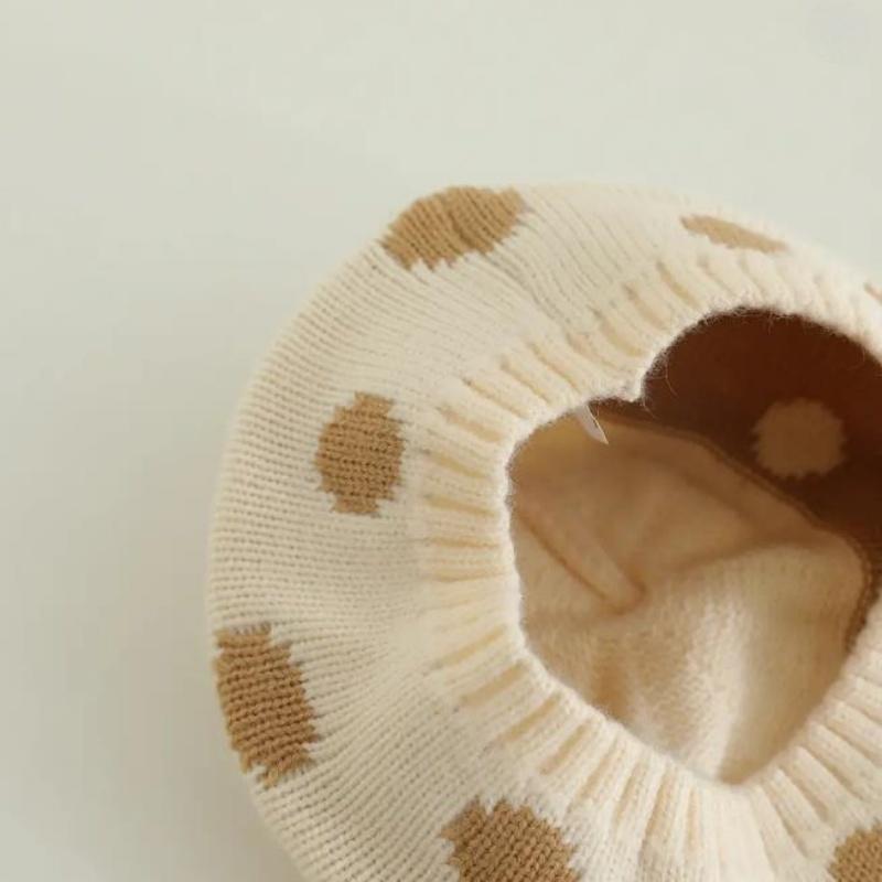 Корейская версия Милый детский берет в горошек Осень и зима Детская модная теплая шапка