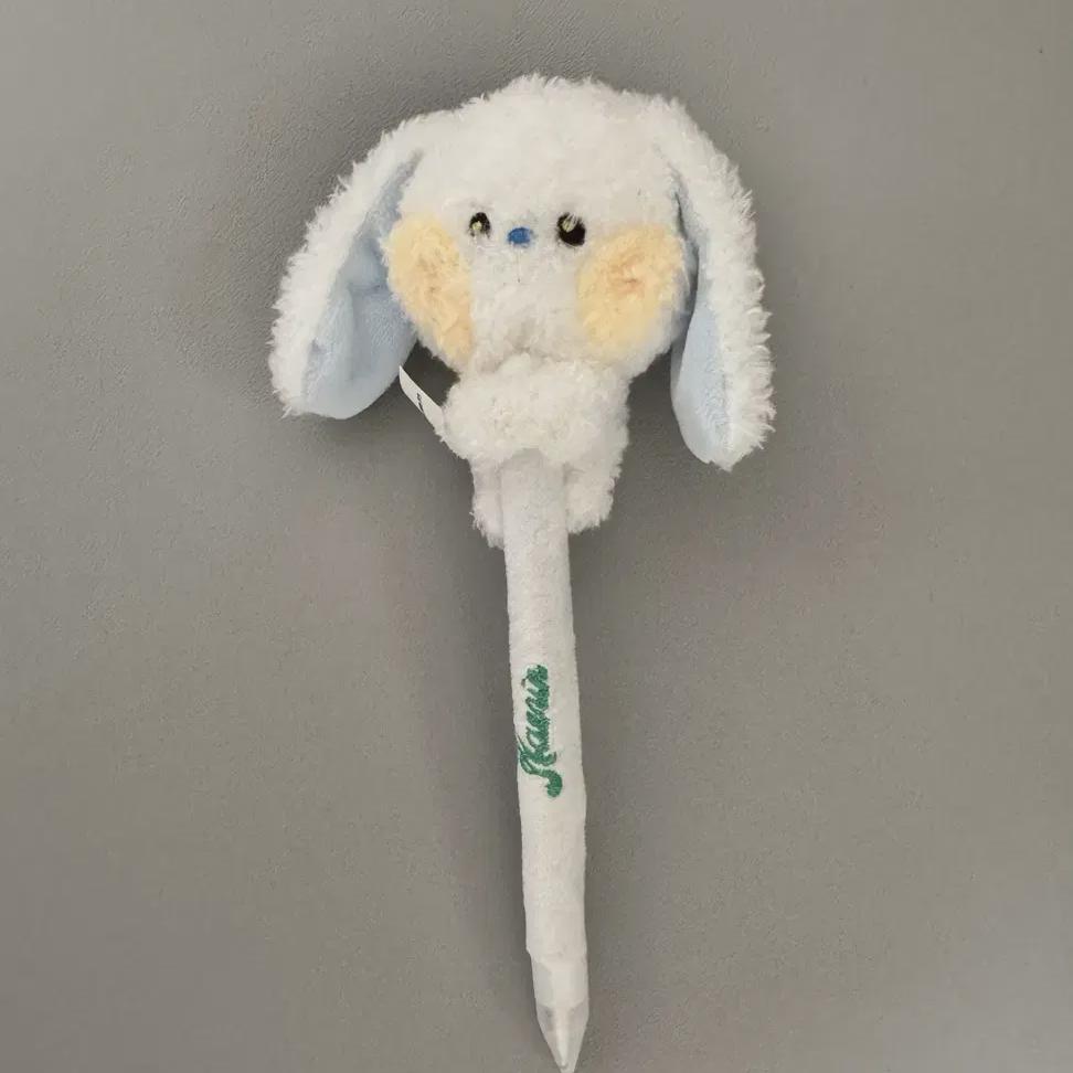 Ручки-шарики куклы Баннини Newjeans