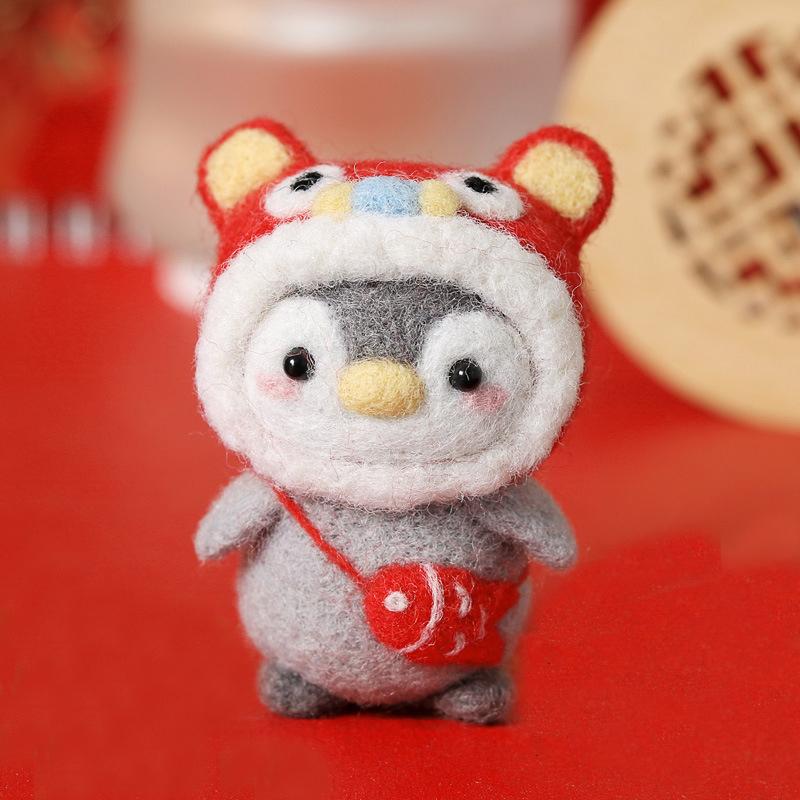 Cute Animal Wool Felt Penguin DIY Material Package Handmade Craft Needle Felting Kit Non-finished Doll Felt Poked Kitting Set