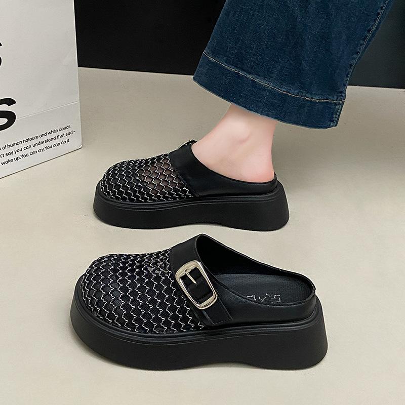 Baotou классные тапочки женские 2025 новые ретро плетеные тапочки baotou полутапочки маффин толстая подошва одна педаль внешние тапочки