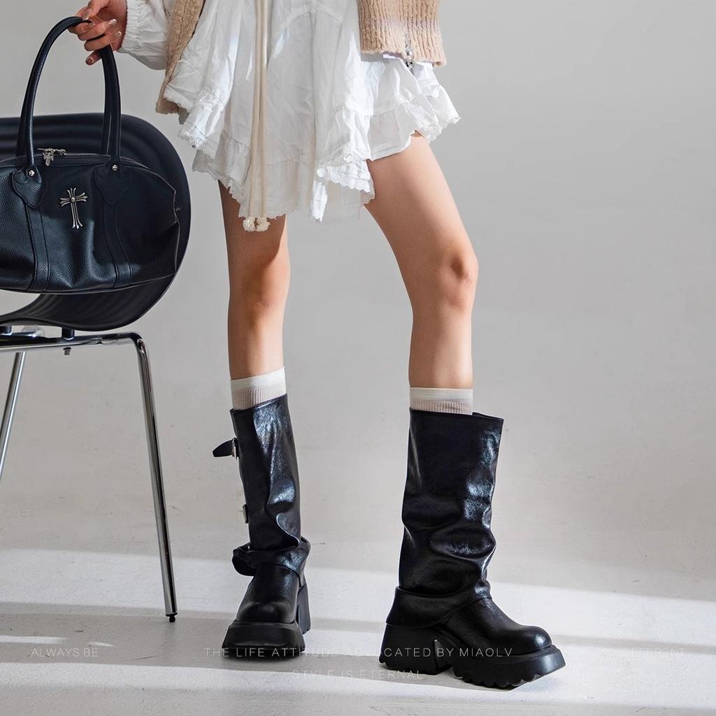 Belt Buckle Pleated Thick-soled Medium Boots Women's 2025 Autumn and Winter New Popular Trousers Western Boots Ins Tide Boots