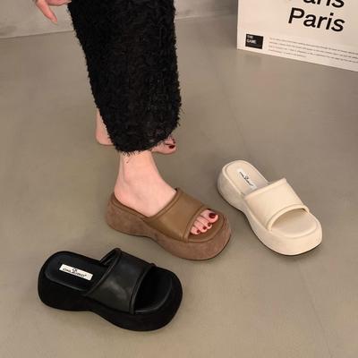 Модные шлепанцы на платформе с бусинами на шнурках, женские 2025, сланцы, женские пляжные шлепки, сандалии, обувь с блестками, летняя женская