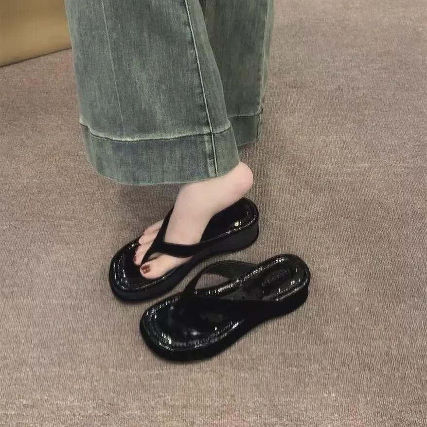 Женские шлепанцы на толстой подошве, корейский летний стиль 2024 года, уличные сандалии на плоской подошве для пляжных платьев